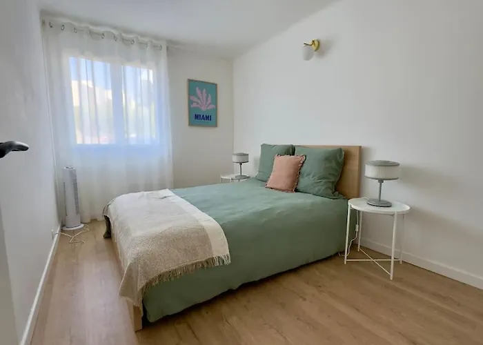 Chez Teddy - 4 Prs - 2 Ch - Parking - 300m Plages Antibes